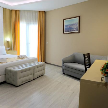 Hotel Strora ساراندا المظهر الخارجي الصورة
