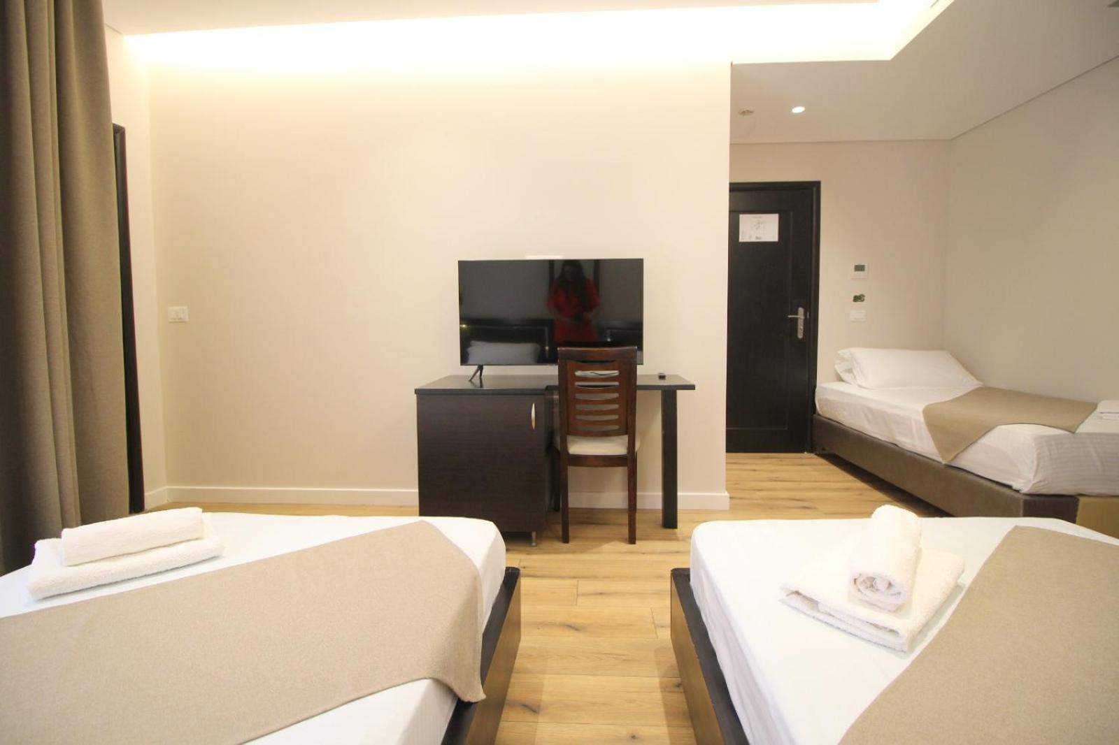 Hotel Strora ساراندا المظهر الخارجي الصورة