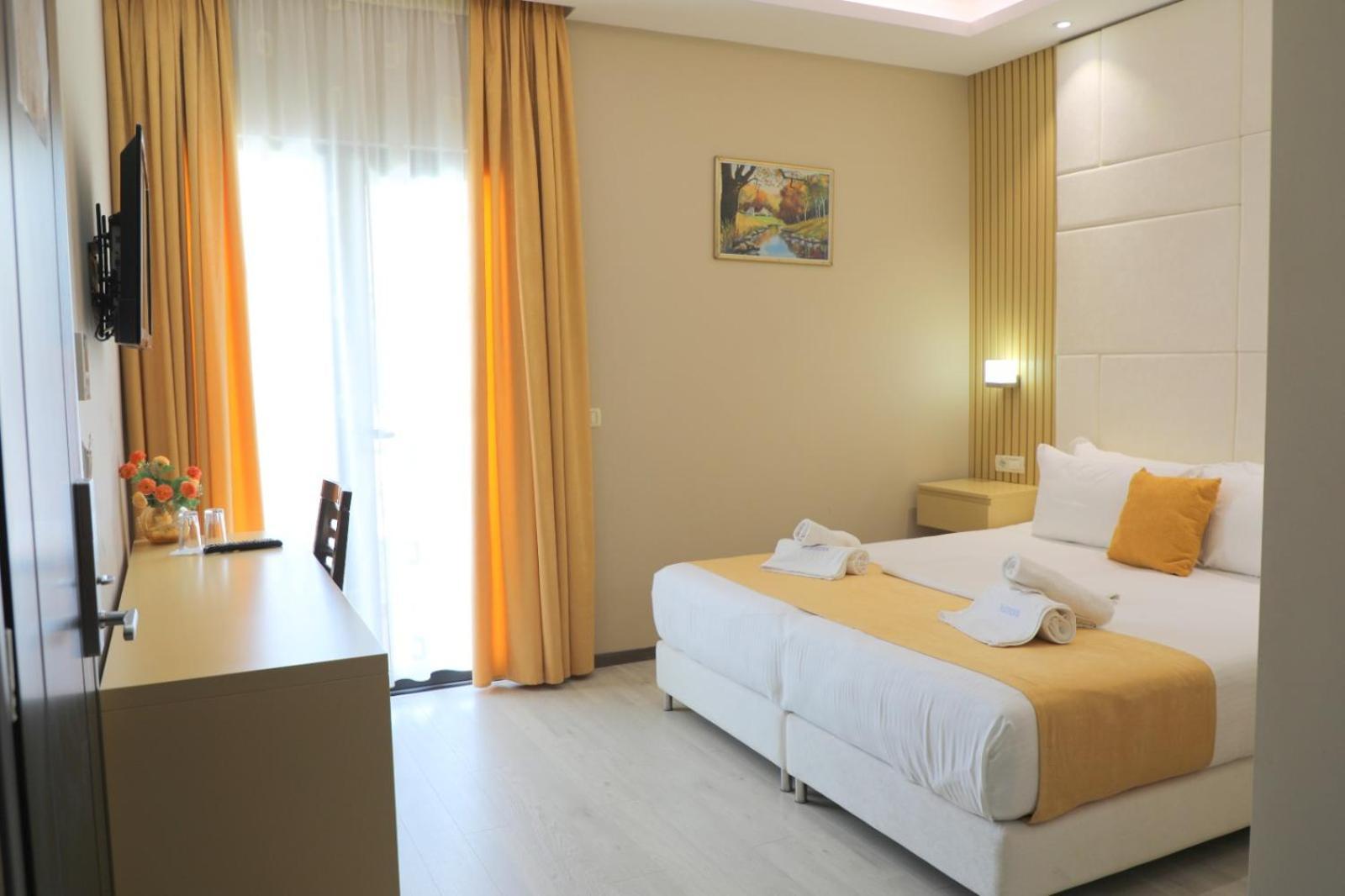 Hotel Strora ساراندا المظهر الخارجي الصورة