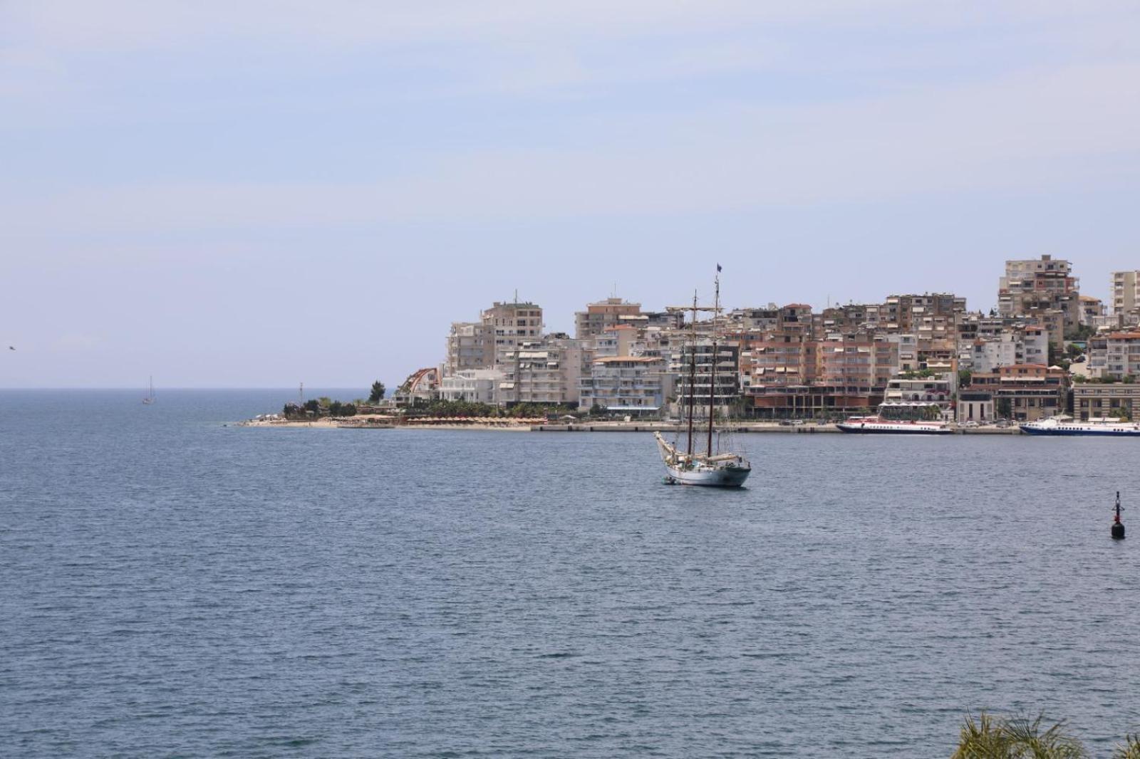 Hotel Strora ساراندا المظهر الخارجي الصورة