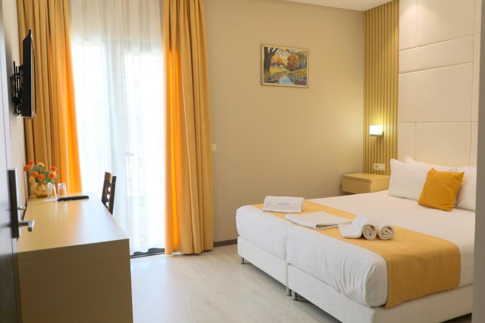 Hotel Strora ساراندا المظهر الخارجي الصورة
