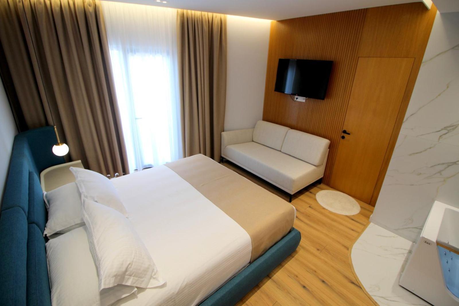 Hotel Strora ساراندا المظهر الخارجي الصورة